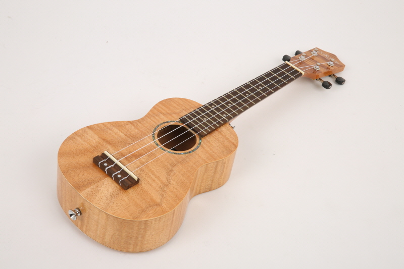 [����] [Ư��](�߱޿� ���𷼷�)Corona UKS-410 Soprano ������� 9722 �� �̹��� 4