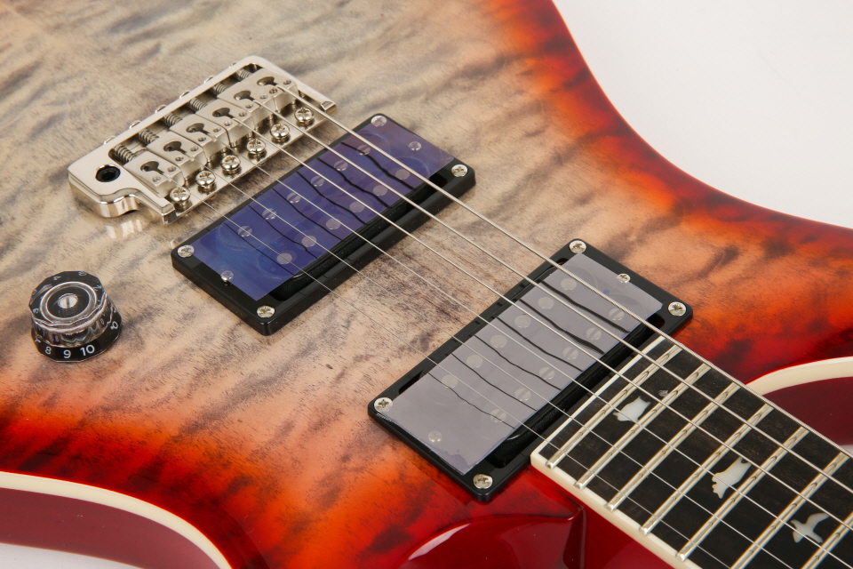 [Ư��-��ǰ][2025] PRS SE Custom 24-08 Quilt �Ϸ���Ÿ (Charcoal Cherry Burst) 1683 �� �̹��� 16