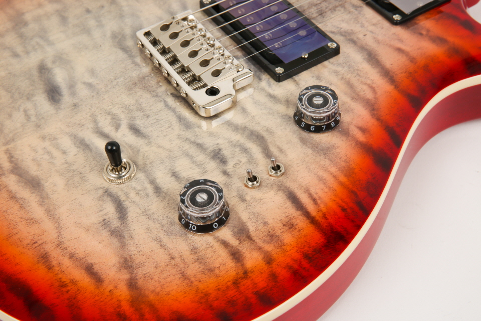 [Ư��-��ǰ][2025] PRS SE Custom 24-08 Quilt �Ϸ���Ÿ (Charcoal Cherry Burst) 1683 �� �̹��� 8