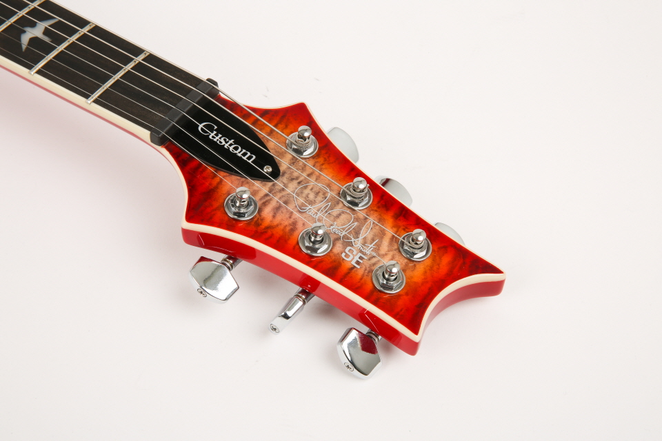 [Ư��-��ǰ][2025] PRS SE Custom 24-08 Quilt �Ϸ���Ÿ (Charcoal Cherry Burst) 1683 �� �̹��� 5