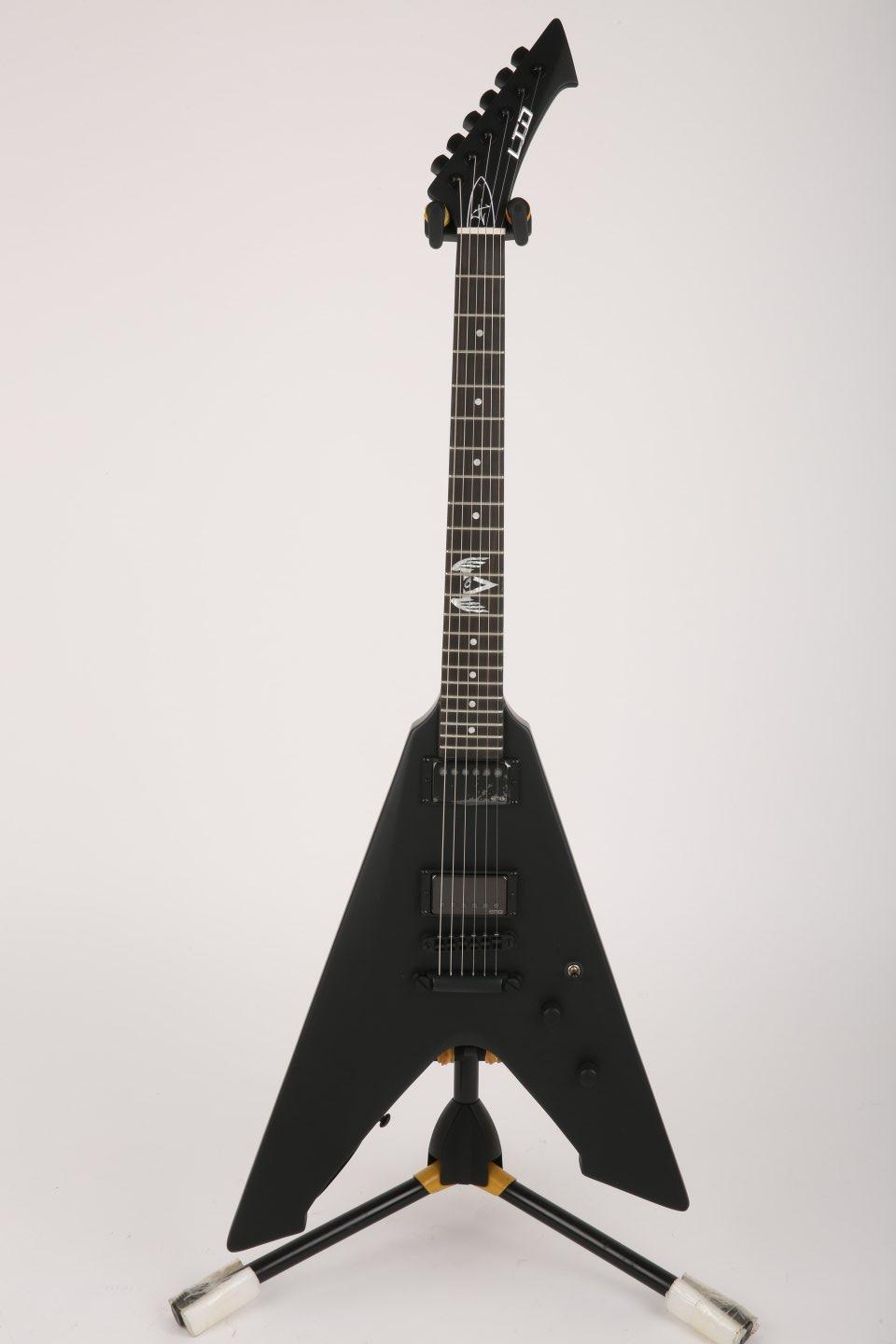 [Ư��] LTD James Hetfield Vulture �Ϸ���Ÿ Black Satin (2575) �� �̹��� 1